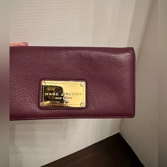 Marc Jacobs Wallet - Picture 4 of 7